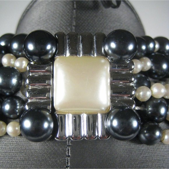 Imitation Pearl Necklace 20 Inch Silvertone Collar Beaded Statement Multi-Stran - Picture 10 of 11
